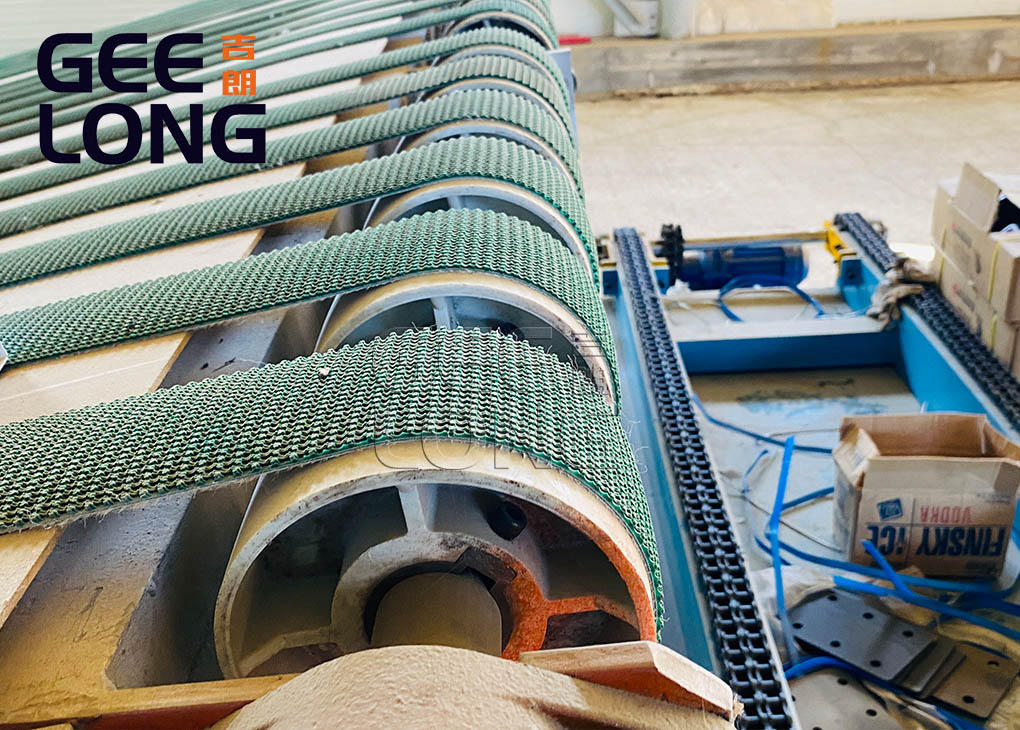 Китайская роликовая сушильная машина для шпона GEELONG MACHINERY Китайская роликовая сушильная машина для шпона GEELONG MACHINERY